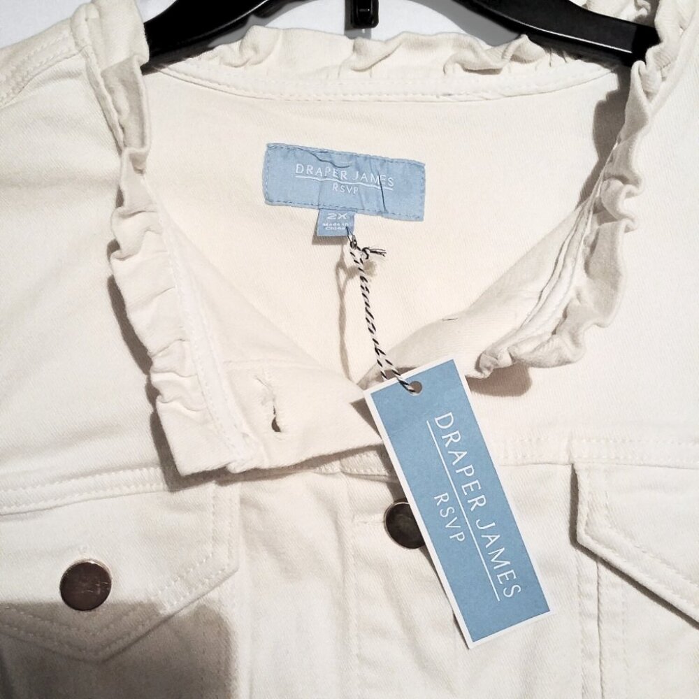 DRAPER JAMES RSVP™ White Denim Jacket with Ruffle Trim and Gold Buttons Size 2X - Picture 3 of 6
